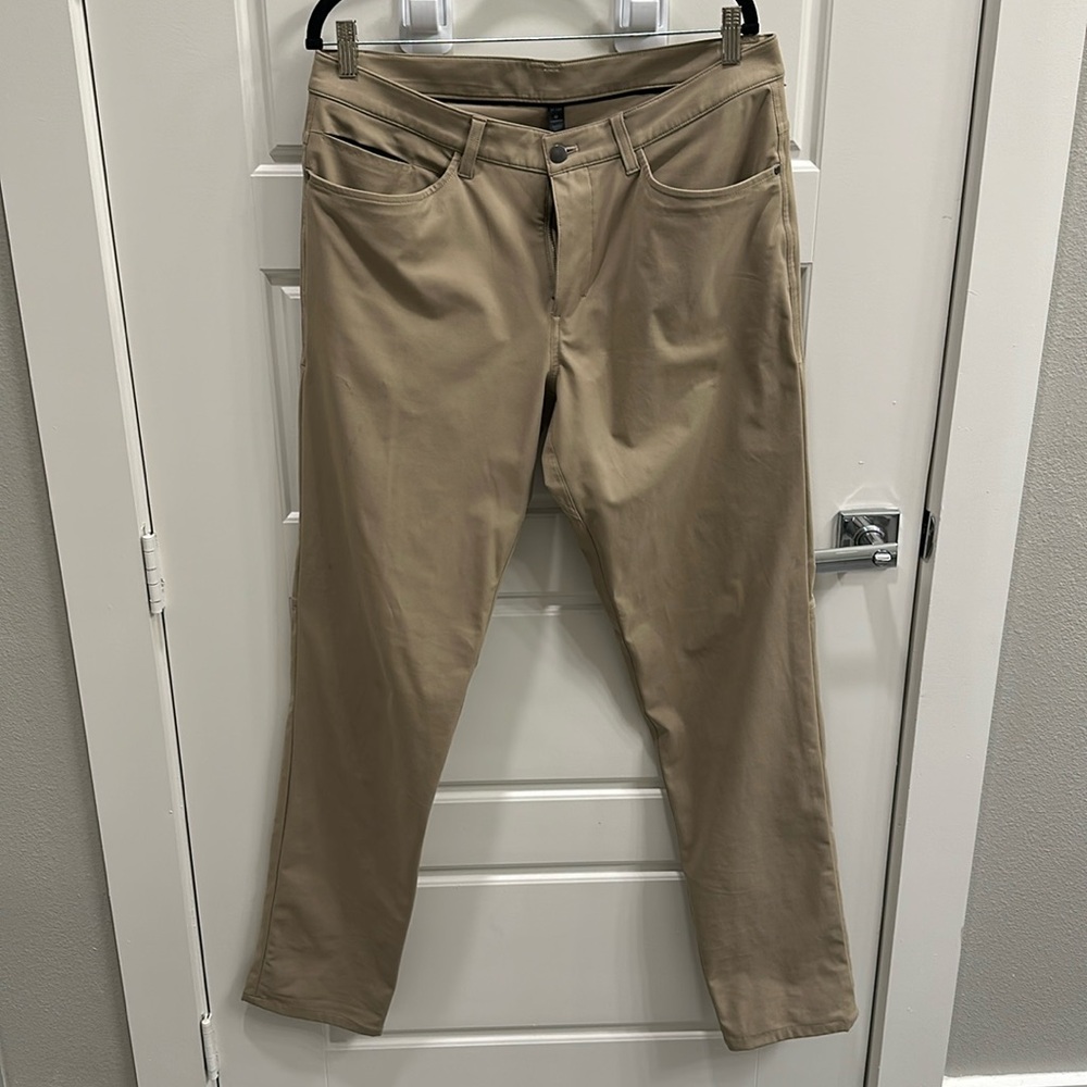 Mens Lululemon khaki ABC Pants